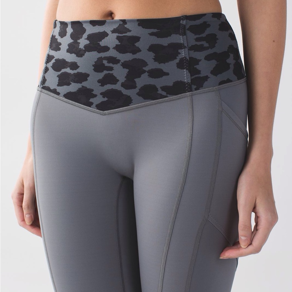 Lululemon All The Right Places Crop |
